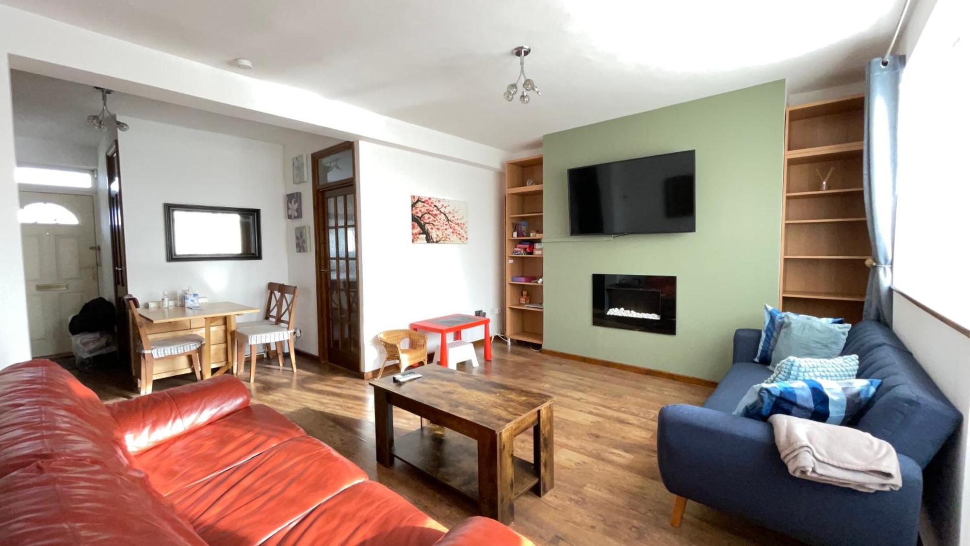 2 Bedrooms 2 Stations 伦敦 外观 照片